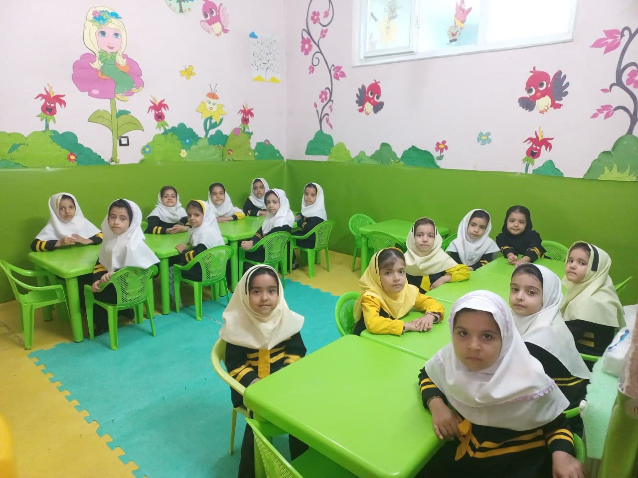 کودکستان غنچه های تربیت